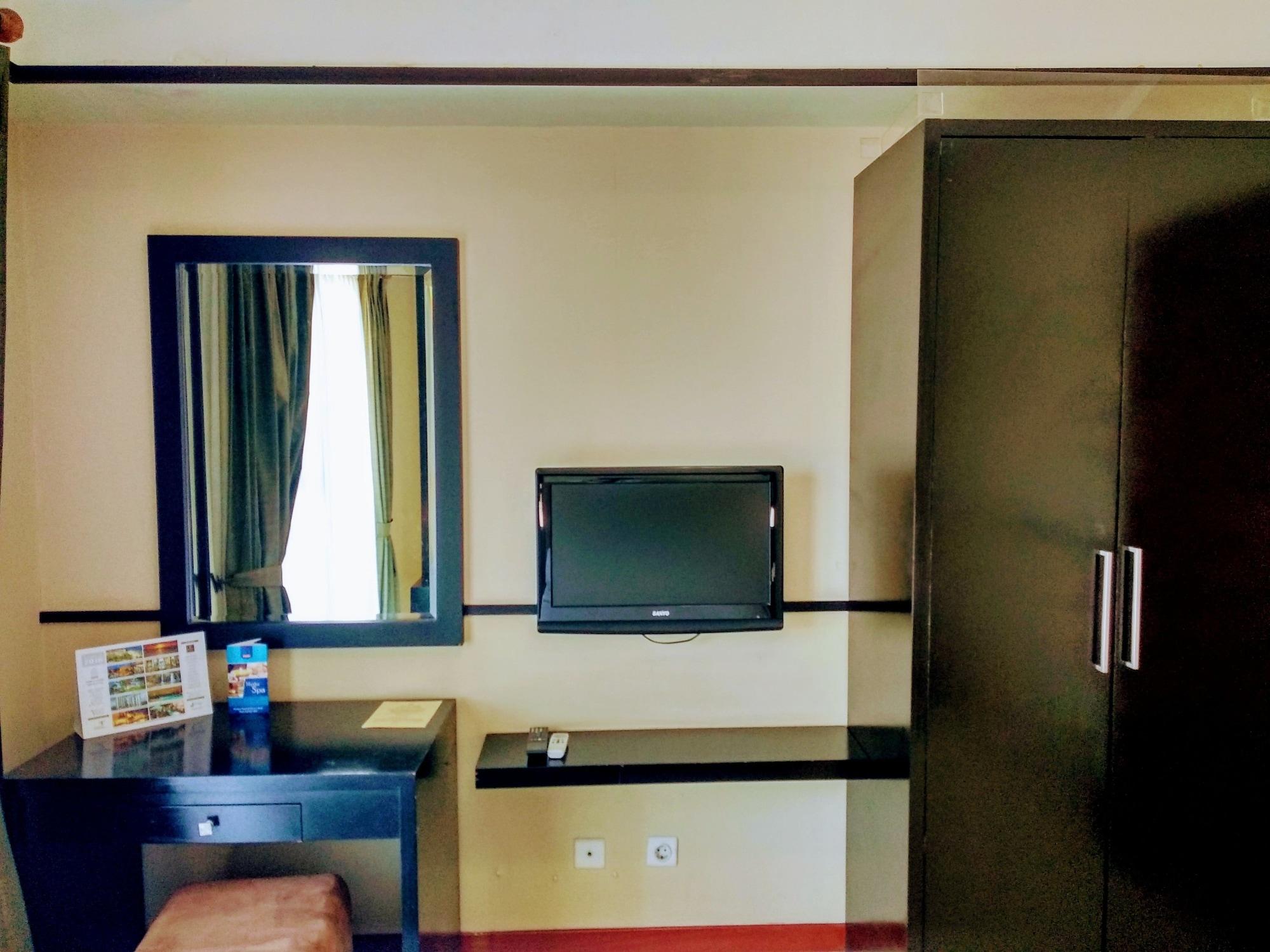 Marbella Suites Bandung Cimenyan Exterior foto